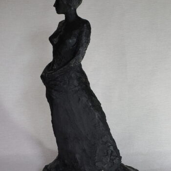 Femme à la jupe, debout 1 Femme à la jupe debout