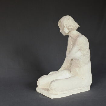 Jeune femme agenouillée 1 Jeune femme agenouillée