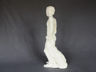 Jeune homme au manteau