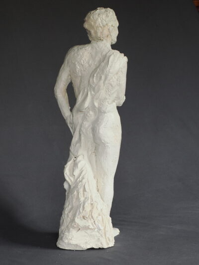 Jeune homme au manteau